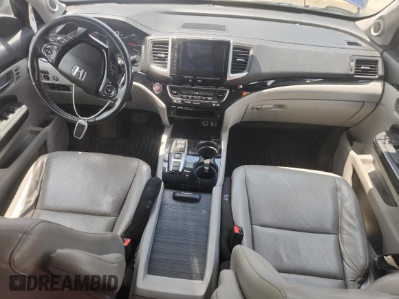 2020 Honda Ridgeline RTL-E with VIN 5FPYK3F71LB016725, listed as a Copart auction lot 60541485 with 66,840 mi miles and Salvage title. Bid and sale history available at DreamBid. Image 8.