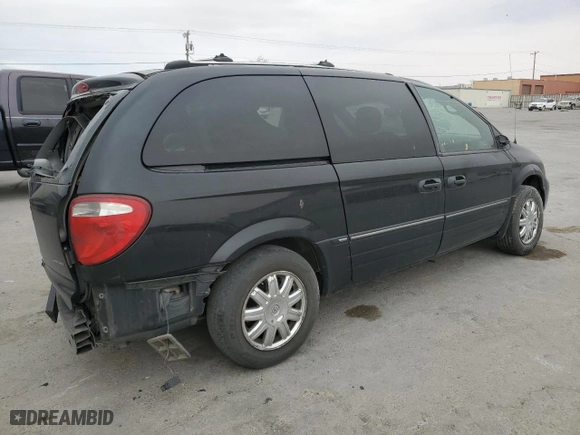 2005 Chrysler Town & Country Limited with VIN 2C4GP64L55R155786, listed as a Copart auction lot 51632455 with 156,868 mi miles and Salvage Title. Bid and sale history available at carsss.com. Image 3.