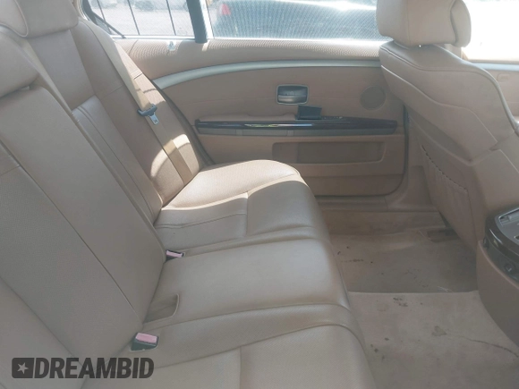 2008 BMW 7 Series 750Li with VIN WBAHN83548DT81010, listed as a IAAI auction lot 42258735 with Not provided miles and . Bid and sale history available at DreamBid. Image 8.