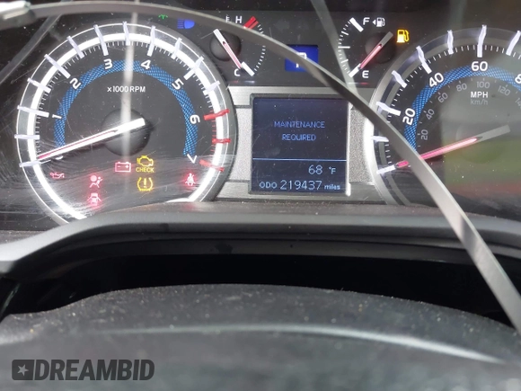 2019 Toyota 4Runner SR5 with VIN JTEBU5JR2K5692979, listed as a IAAI auction lot 42013798 with 219,437 mi miles and . Bid and sale history available at DreamBid. Image 7.