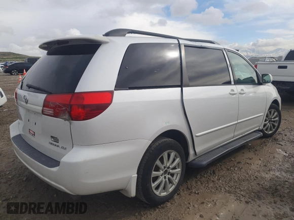 2004 Toyota Sienna XLE with VIN 5TDZA22C14S120092, listed as a Copart auction lot 51095595 with 0 mi miles and Salvage Title. Bid and sale history available at carsss.com. Image 3.
