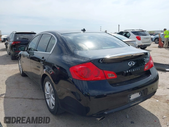 2015 Infiniti Q40 with VIN JN1CV6AP5FM502116, listed as a IAAI auction lot 41894061 with 101,358 mi miles. Bid and sale history available at carsss.com. Image 3.