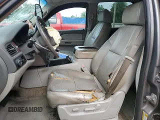 2007 Chevrolet Suburban LT with VIN 3GNFC16057G254007, listed as a Copart auction lot 57796855 with 158,225 mi miles and Salvage title. Bid and sale history available at DreamBid. Image 7.