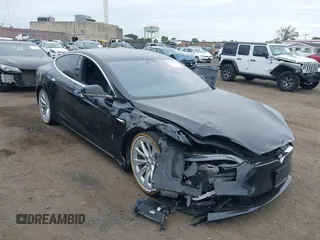 2018 Tesla Model S 75D with VIN 5YJSA1E26JF244843, listed as a IAAI auction lot 42585984 with 70,893 mi miles and . Bid and sale history available at DreamBid. Image 1.