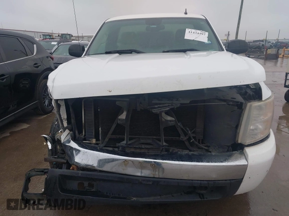 2007 Chevrolet Silverado 1500 Work Truck with VIN 1GCEC14057E602516, listed as a IAAI auction lot 41434497 with 276,087 mi miles. Bid and sale history available at carsss.com. Image 13.