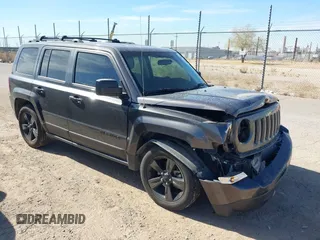 2015 Jeep Patriot Altitude Edition with VIN 1C4NJPBAXFD343353, listed as a IAAI auction lot 41534180 with 122,485 mi miles. Bid and sale history available at carsss.com. Image 1.