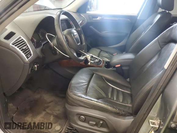2009 Audi Q5 Premium Plus z VIN WA1KK78R09A044239, wystawiony jako Copart lot #48529435 z przebiegiem 156 941 mil mil oraz Szkoda całkowita • Salvage title. Historia ofert i sprzedaży dostępna na DreamBid. Obrazek 7.