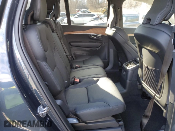 2025 Volvo XC90 with VIN YV4H60PJ6S1293316, listed as a Copart auction lot 84707614 with 924 mi miles and Salvage Title. Bid and sale history available at DreamBid. Image 11.
