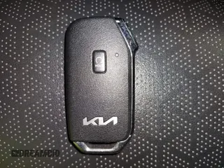 2022 Kia Sorento X-Line S z VIN 5XYRLDLC9NG118254, wystawiony jako IAAI lot #42109168 z przebiegiem 28 547 mil mil oraz . Historia ofert i sprzedaży dostępna na DreamBid. Obrazek 11.