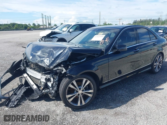 2014 Mercedes-Benz C 250 Sport с VIN WDDGF4HB1ER306501, выставлен на аукционе IAAI как лот 42261939 с пробегом 69 729 миль миль и . История ставок и продаж доступна на DreamBid. Изображение 18.