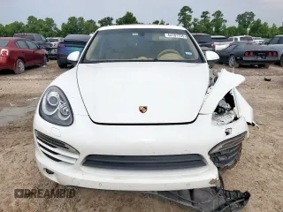 2014 Porsche Cayenne with VIN WP1AA2A28ELA04055, listed as a Copart auction lot 64101735 with 113,885 mi miles and Clean title. Bid and sale history available at DreamBid. Image 5.
