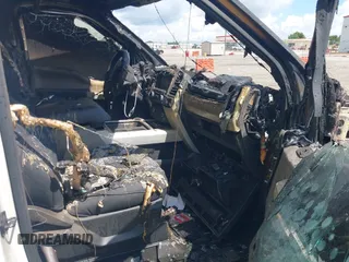 2018 Ford F-250 XL с VIN 1FT7W2BT5JEC74010, выставлен на аукционе IAAI как лот 42251090 с пробегом Не указан миль и . История ставок и продаж доступна на DreamBid. Изображение 5.