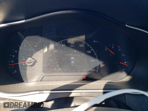 2015 Kia Cadenza Premium with VIN KNALN4D78F5173268, listed as a Copart auction lot 80953064 with 102,001 mi miles and Salvage Title. Bid and sale history available at carsss.com. Image 9.