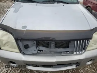 2002 Mercury Mountaineer z VIN 4M2DU86W02UJ22573, wystawiony jako Copart lot #83585694 z przebiegiem Nie podano mil oraz Szkody całkowita. Historia ofert i sprzedaży dostępna na DreamBid. Obrazek 11.