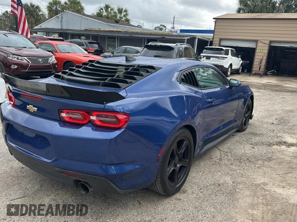 2019 Chevrolet Camaro 2LT with VIN 1G1FD1RS4K0156093, listed as a Copart auction lot 45787255 with 33,560 mi miles and Salvage Title. Bid and sale history available at carsss.com. Image 4.