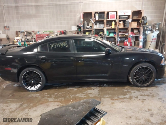 2011 Dodge Charger RT Max with VIN 2B3CM5CT1BH548996, listed as a IAAI auction lot 41577876 with 191,585 mi miles. Bid and sale history available at carsss.com. Image 13.