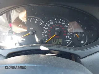 2001 Ford Focus ZX3 с VIN 3FAFP31371R244235, выставлен на аукционе IAAI как лот 42001718 с пробегом 147 016 миль миль и . История ставок и продаж доступна на DreamBid. Изображение 7.