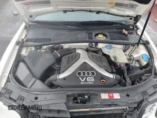 2000 Audi A6 z VIN WAUED24B6YN045067, wystawiony jako IAAI lot #41104622 z przebiegiem 182 126 mil mil oraz . Historia ofert i sprzedaży dostępna na DreamBid. Obrazek 10.