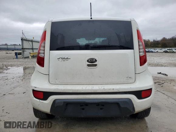 2013 Kia Soul + with VIN KNDJT2A6XD7765787, listed as a Copart auction lot 82016494 with 179,968 mi miles and Non Repairable. Bid and sale history available at carsss.com. Image 6.
