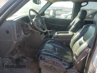 2006 Chevrolet Silverado 3500 SRW Wrk Trk with VIN 1GCHK33D26F252450, listed as a Copart auction lot 48043305 with 0 mi miles and Clean Title. Bid and sale history available at carsss.com. Image 7.