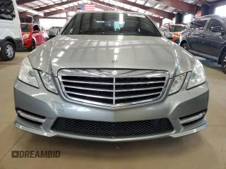 2012 Mercedes-Benz E 350 Luxury with VIN WDDHF5KB3CA619760, listed as a Copart auction lot 59657875 with 123,121 mi miles and Salvage title. Bid and sale history available at DreamBid. Image 5.