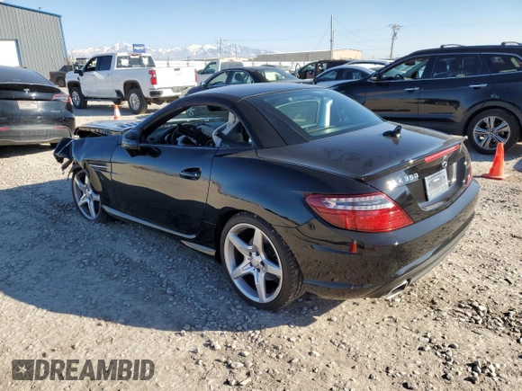 2013 Mercedes-Benz SLK 350 z VIN WDDPK5HA4DF057748, wystawiony jako Copart lot #47574865 z przebiegiem Nie podano mil oraz Szkoda całkowita • Salvage title. Historia ofert i sprzedaży dostępna na DreamBid. Obrazek 2.