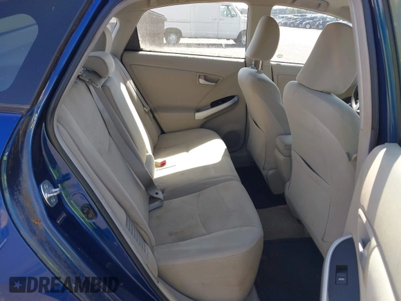 2011 Toyota Prius I z VIN JTDKN3DU0B0253881, wystawiony jako IAAI lot #42504310 z przebiegiem 148 758 mil mil oraz . Historia ofert i sprzedaży dostępna na DreamBid. Obrazek 8.