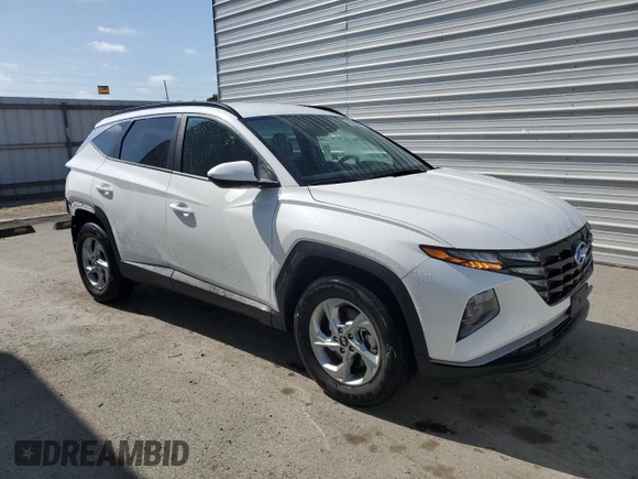 2024 Hyundai Tucson SEL with VIN 5NMJBCDE4RH385954, listed as a Copart auction lot 53920495 with 25,365 mi miles and Clean Title. Bid and sale history available at carsss.com. Image 4.