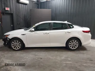 2018 Kia Optima LX z VIN 5XXGT4L34JG252028, wystawiony jako IAAI lot #41979909 z przebiegiem 90 113 mil mil oraz . Historia ofert i sprzedaży dostępna na DreamBid. Obrazek 15.