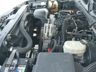 2006 Chevrolet Silverado 1500 LT2 z VIN 2GCEC13Z761347531, wystawiony jako IAAI lot #42121593 z przebiegiem 344 438 mil mil oraz . Historia ofert i sprzedaży dostępna na DreamBid. Obrazek 25.