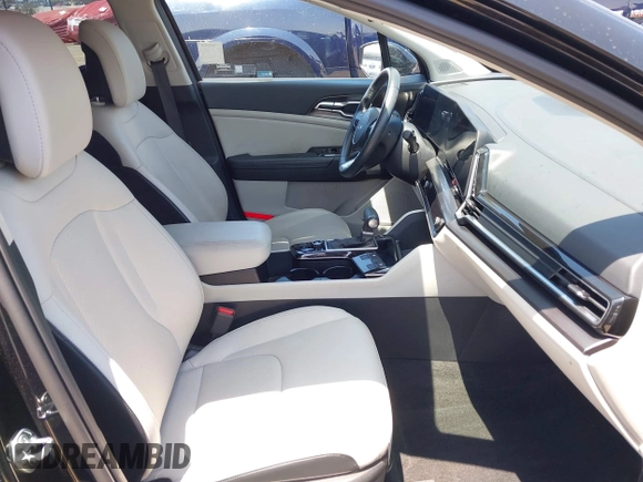 2024 Kia Sportage EX with VIN 5XYK33DF8RG209901, listed as a IAAI auction lot 42378868 with 35,740 mi miles and . Bid and sale history available at DreamBid. Image 5.