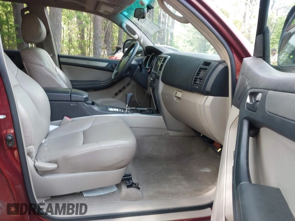 2006 Toyota 4Runner SR5 with VIN JTEZU14R568056547, listed as a IAAI auction lot 42112562 with 170,816 mi miles and . Bid and sale history available at DreamBid. Image 5.