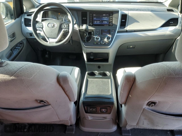 2020 Toyota Sienna LE Auto Access Seat с VIN 5TDKZ3DC8LS038386, выставлен на аукционе Copart как лот 57040115 с пробегом 87 245 миль миль и Списание • Salvage title. История ставок и продаж доступна на DreamBid. Изображение 8.