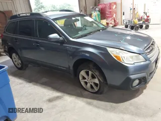 2014 Subaru Outback Premium z VIN 4S4BRCCC8E3311019, wystawiony jako IAAI lot #42679960 z przebiegiem 182 451 mil mil oraz . Historia ofert i sprzedaży dostępna na DreamBid. Obrazek 1.