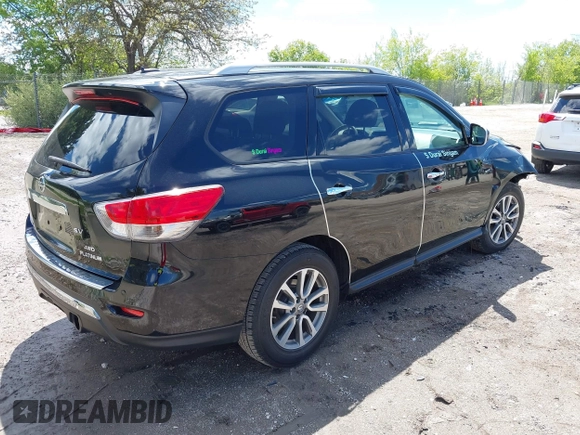 2014 Nissan Pathfinder Platinum with VIN 5N1AR2MN0EC611577, listed as a IAAI auction lot 42336426 with 140,019 mi miles and . Bid and sale history available at DreamBid. Image 4.