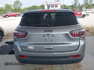 2018 Jeep Compass Latitude with VIN 3C4NJCBB0JT227017, listed as a IAAI auction lot 41560576 with 63,543 mi miles. Bid and sale history available at carsss.com. Image 16.