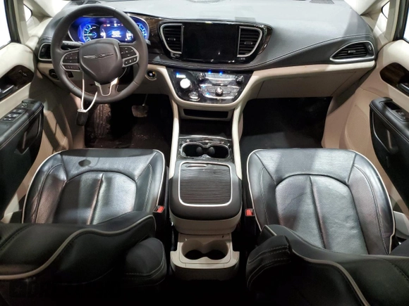 2023 Chrysler Pacifica Hybrid Limited с VIN 2C4RC1S75PR592297, выставлен на аукционе Copart как лот 53637925 с пробегом 39 249 миль миль и Списание • Salvage title. История ставок и продаж доступна на DreamBid. Изображение 8.