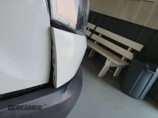 2017 Ford Transit z VIN 1FTYR1YM1HKB05586, wystawiony jako IAAI lot #42621311 z przebiegiem 110 277 mil mil oraz . Historia ofert i sprzedaży dostępna na DreamBid. Obrazek 25.