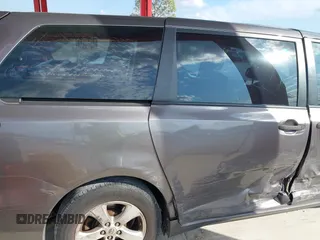 2017 Toyota Sienna L с VIN 5TDZZ3DCXHS778141, выставлен на аукционе IAAI как лот 41139603 с пробегом 158 643 миль миль и . История ставок и продаж доступна на DreamBid. Изображение 18.