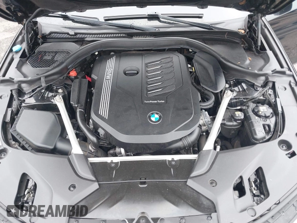 2020 BMW 5 Series 540i xDrive z VIN WBAJS3C09LCD33702, wystawiony jako IAAI lot #42504307 z przebiegiem 79 099 mil mil oraz . Historia ofert i sprzedaży dostępna na DreamBid. Obrazek 10.
