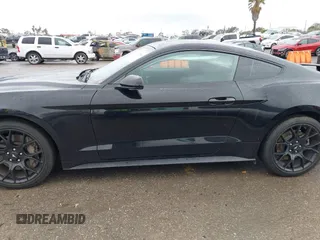 2018 Ford Mustang EcoBoost z VIN 1FA6P8TH3J5129088, wystawiony jako IAAI lot #41792548 z przebiegiem 55 991 mil mil oraz . Historia ofert i sprzedaży dostępna na DreamBid. Obrazek 14.