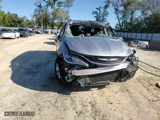 2018 Chrysler Pacifica Touring L with VIN 2C4RC1BGXJR192727, listed as a Copart auction lot 49150055 with 0 mi miles and Non Repairable. Bid and sale history available at carsss.com. Image 14.