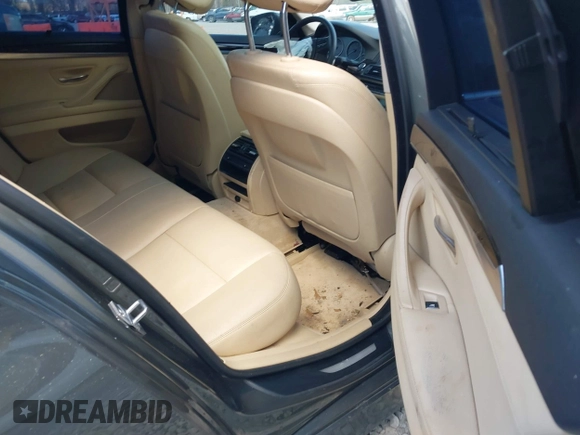 2014 BMW 5 Series 535i with VIN WBA5B1C53ED476527, listed as a IAAI auction lot 41827504 with Not Provided miles. Bid and sale history available at carsss.com. Image 8.