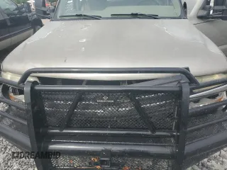 2001 Chevrolet Silverado 3500 LS with VIN 1GCJC33121F182199, listed as a Copart auction lot 72530404 with 252,199 mi miles and Salvage Title. Bid and sale history available at carsss.com. Image 13.