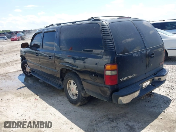 2002 GMC Yukon XL SLT with VIN 1GKEC16Z02J291268, listed as a IAAI auction lot 41973593 with 317,930 mi miles. Bid and sale history available at carsss.com. Image 3.