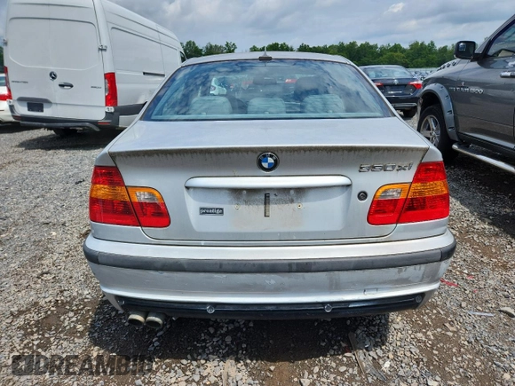 2004 BMW 3 Series 330xi with VIN WBAEW53464PG10935, listed as a Copart auction lot 63155905 with 165,240 mi miles and Clean title. Bid and sale history available at DreamBid. Image 6.