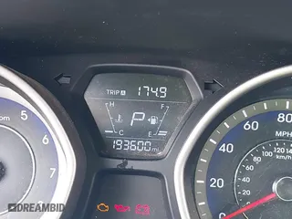 2015 Hyundai Elantra Limited with VIN KMHDH4AE2FU329517, listed as a IAAI auction lot 41951396 with 193,600 mi miles. Bid and sale history available at carsss.com. Image 7.