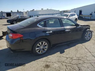 2012 Infiniti M37 with VIN JN1BY1AP5CM330588, listed as a Copart auction lot 70862854 with 112,427 mi miles and Salvage Title. Bid and sale history available at carsss.com. Image 3.