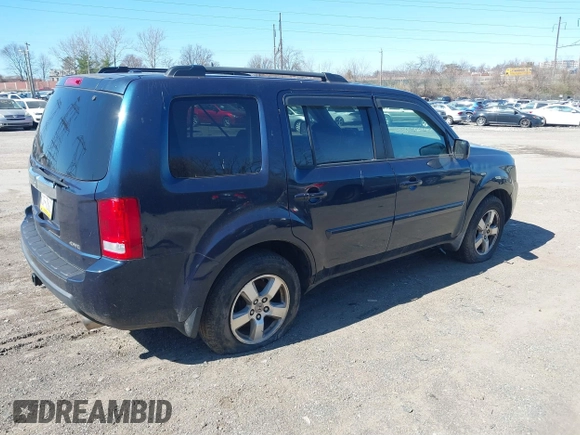 2009 Honda Pilot EX-L with VIN 5FNYF48679B011884, listed as a IAAI auction lot 41912728 with 195,904 mi miles and . Bid and sale history available at carsss.com. Image 4.