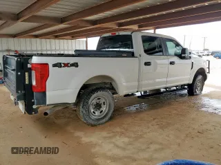 2018 Ford F-250 XL с VIN 1FT7W2B64JEC59797, выставлен на аукционе Copart как лот 62522465 с пробегом 174 880 миль миль и Чистый • Clean title. История ставок и продаж доступна на DreamBid. Изображение 3.